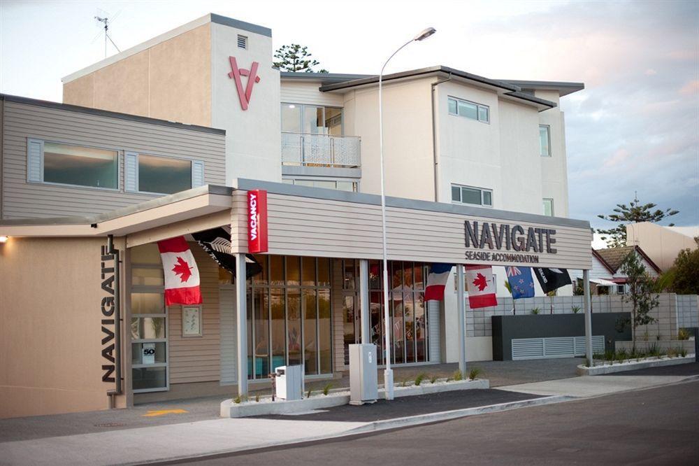 Navigate Seaside Hotel & Apartments Нейпиър Екстериор снимка